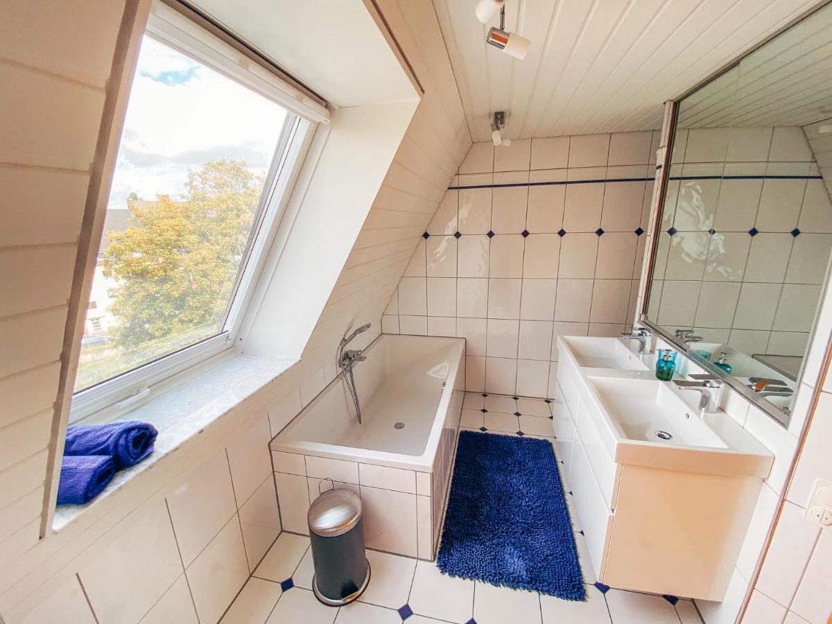 Rheinloft 3 - Grosse Giebelwohnung Mit Dachterrassen An Der Rheinpromenade Emmerich Exterior photo